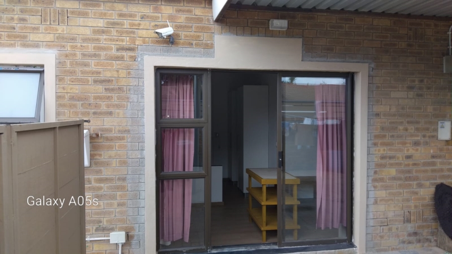 1 Bedroom Property for Sale in Elim Western Cape